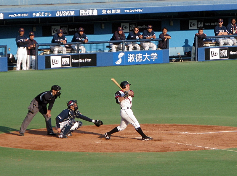 garyb429 Gary Burnham Jr hits his first HR in Japan
