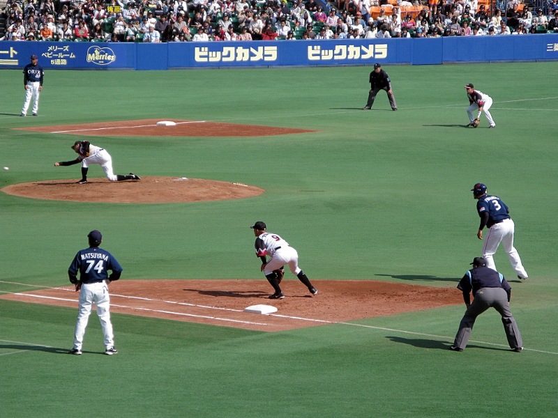 Watanabe throws it hard in the 2nd