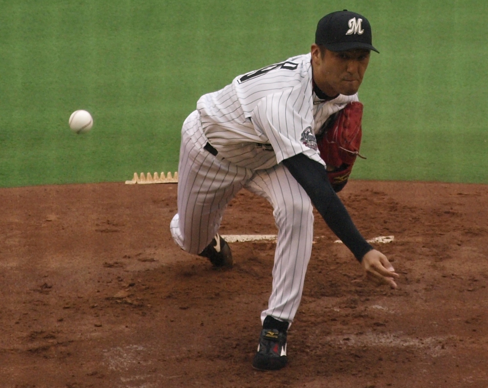 628_ono Lotte starter Ono baffles the Fighters bats