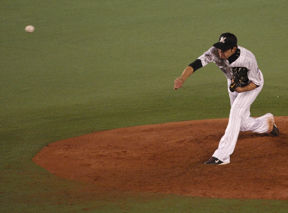 Kobayashi hurls in the second vs Orix