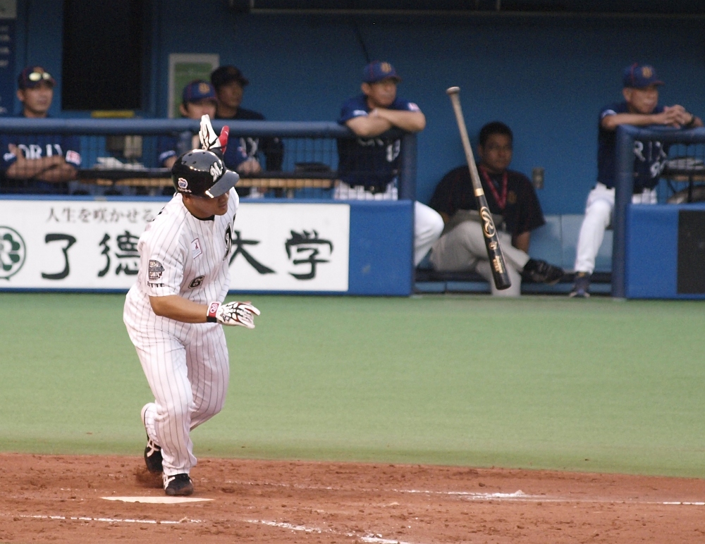 Iguchi singles and later scores in the third