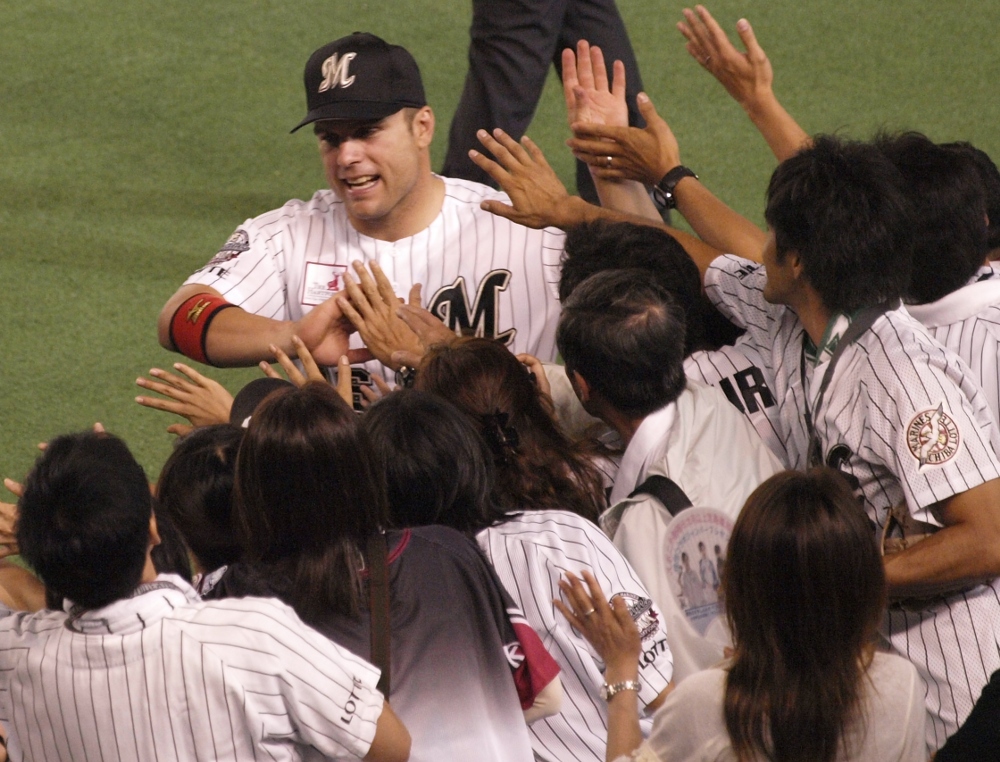 717_burnham3 Gary Burnham Jr greets the fans after his Hero-making performance