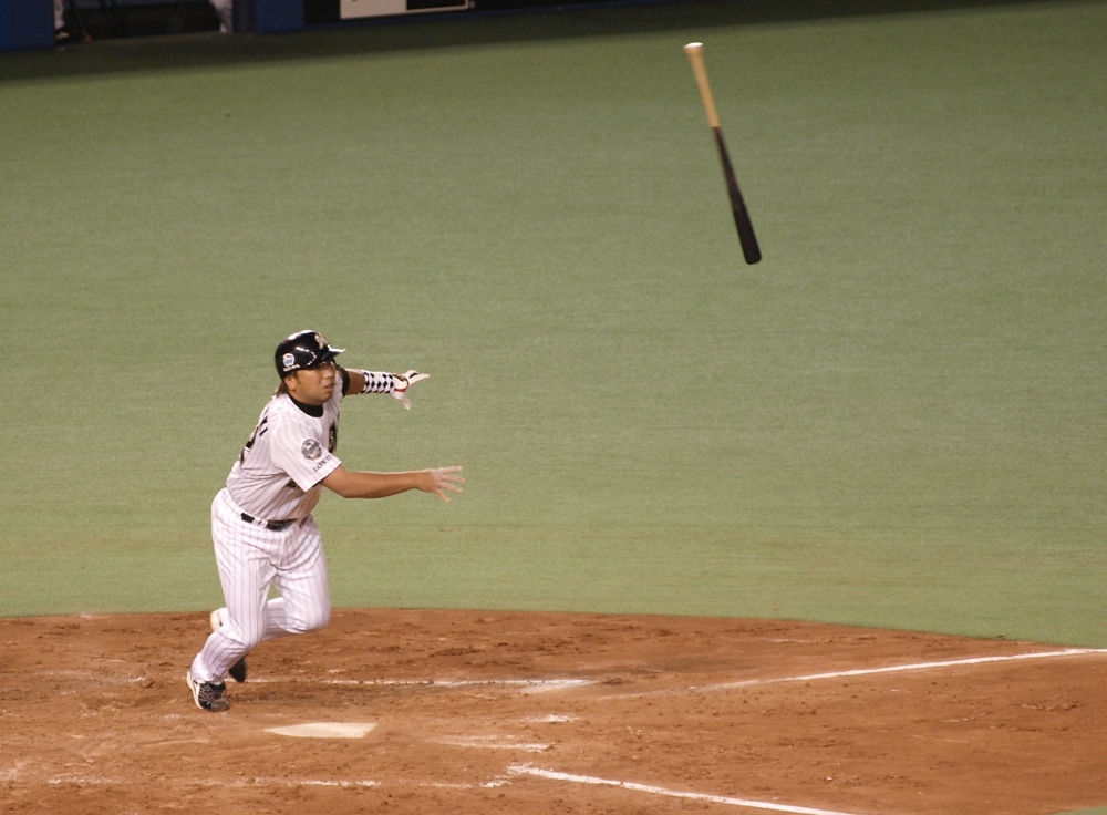 825_satozaki1 Batozaki Returns! (copyright Deanna @ Marinerds)